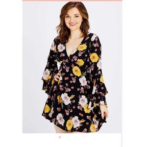 ⭐️Host Pick⭐️ NWT Altar’d State dress